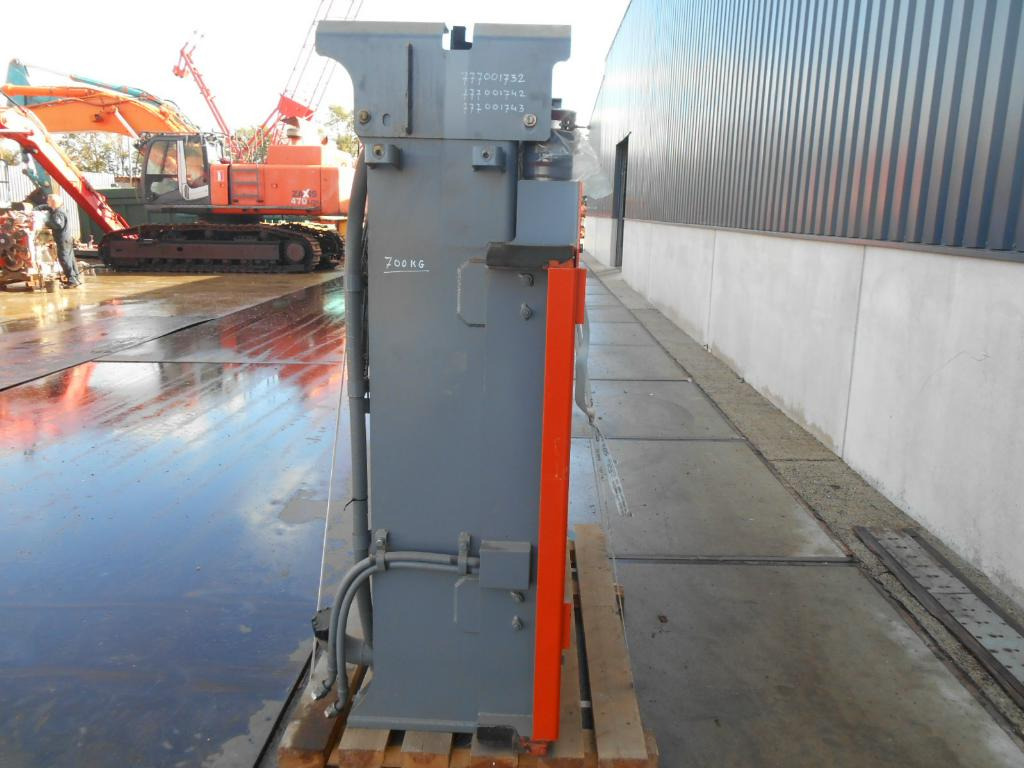 Hitachi YA60020986 - Radiador para Maquinaria de construcción: foto 3 Hitachi YA60020986 - Radiador para Maquinaria de construcción: foto 3