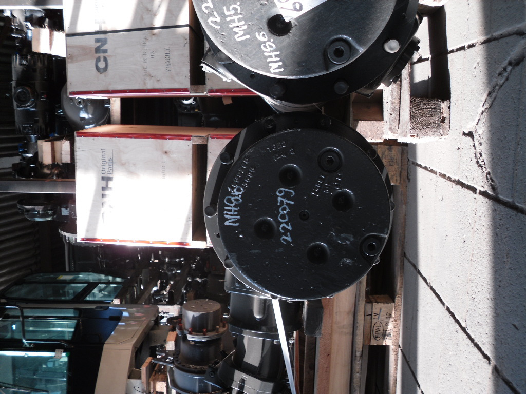 New Holland 2810833 - Eje posterior para Maquinaria de construcción: foto 2 New Holland 2810833 - Eje posterior para Maquinaria de construcción: foto 2