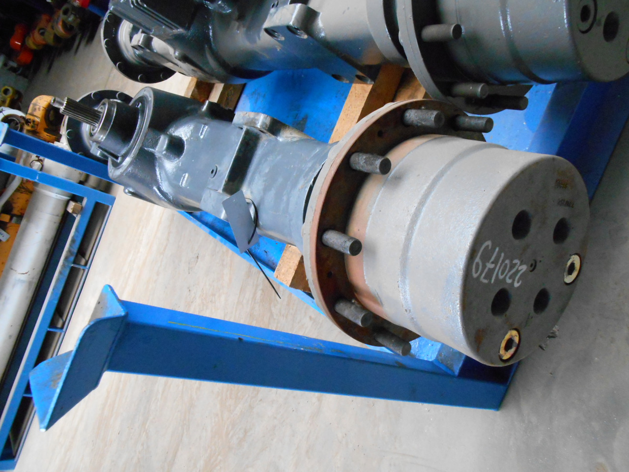 New Holland 2814103 - Eje posterior para Maquinaria de construcción: foto 5 New Holland 2814103 - Eje posterior para Maquinaria de construcción: foto 5