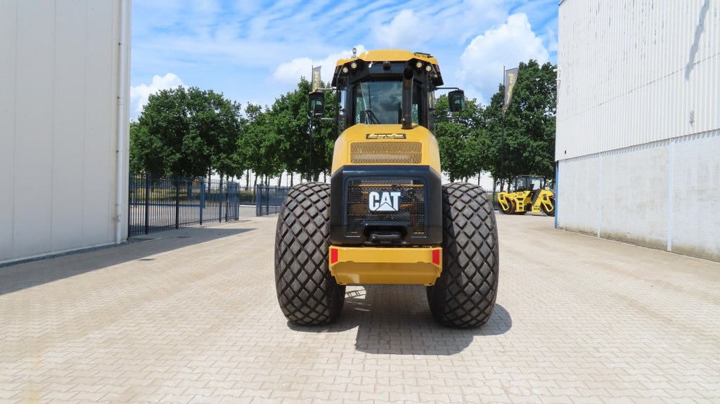 Caterpillar CS10GC - Compactador: foto 3 Caterpillar CS10GC - Compactador: foto 3