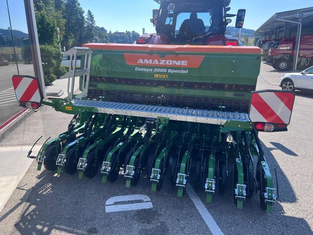 Amazone Amazone KE 3002-190 + CATAYA 3000 SPECIAL - Combinado de siembra: foto 2 Amazone Amazone KE 3002-190 + CATAYA 3000 SPECIAL - Combinado de siembra: foto 2