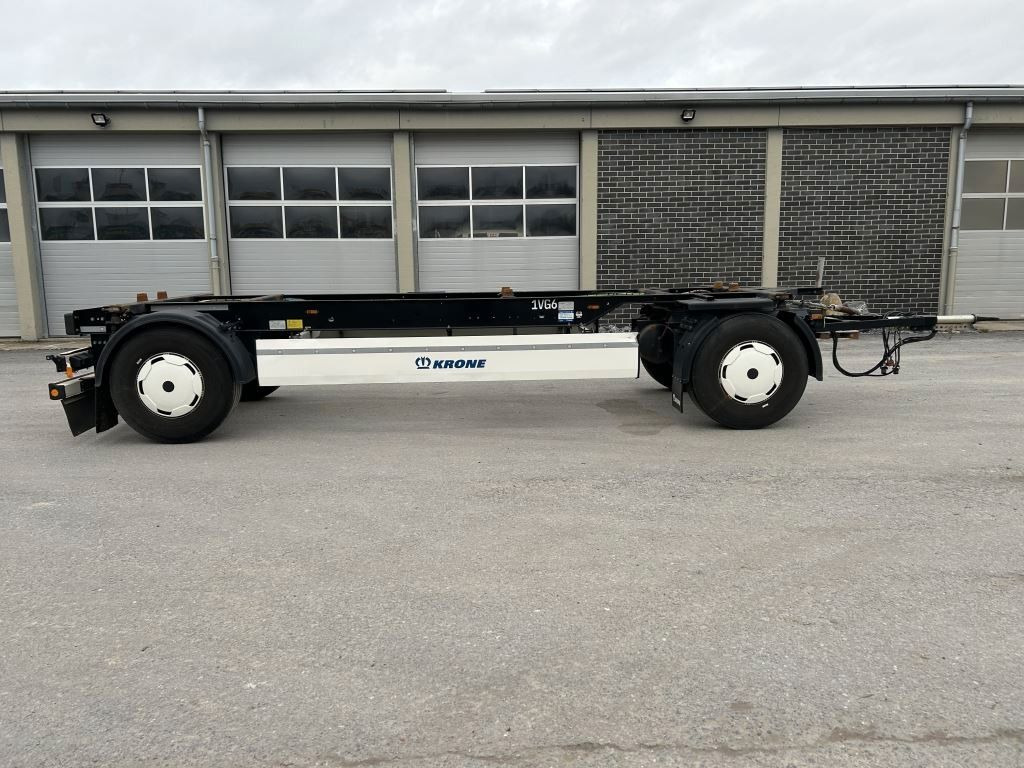 Krone 2 Achswechselfahrgestell, Typ: AZW 18 eL3B9 - Remolque portacontenedore/ Intercambiable: foto 1 Krone 2 Achswechselfahrgestell, Typ: AZW 18 eL3B9 - Remolque portacontenedore/ Intercambiable: foto 1