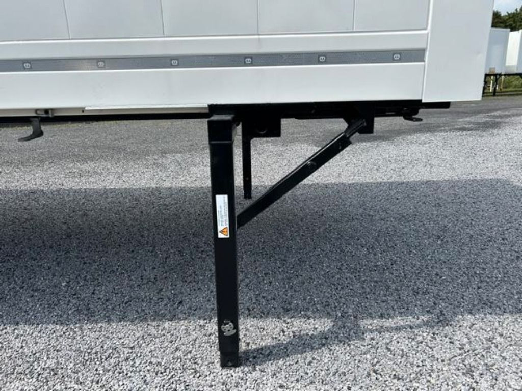 Caja cerrada Krone Heck Alu.- Rolltor: foto 9