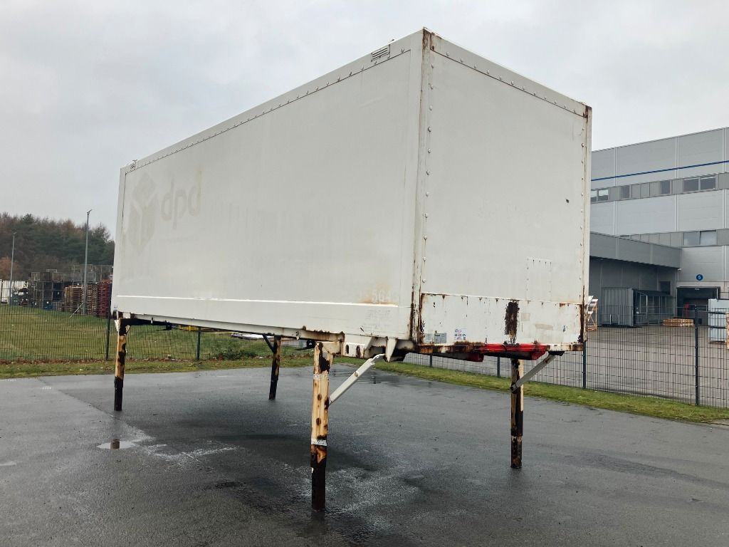 Krone Wechselbrücke Koffer - Caja cerrada: foto 2 Krone Wechselbrücke Koffer - Caja cerrada: foto 2