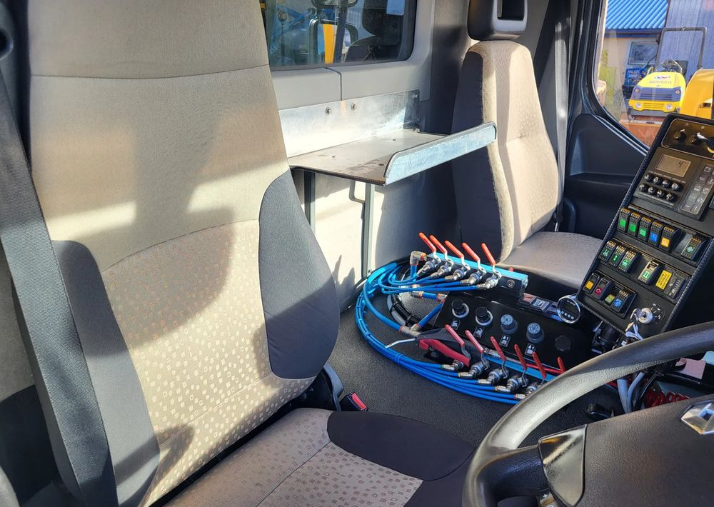 Camión de basura Renault Midlum: foto 10 Camión de basura Renault Midlum: foto 10