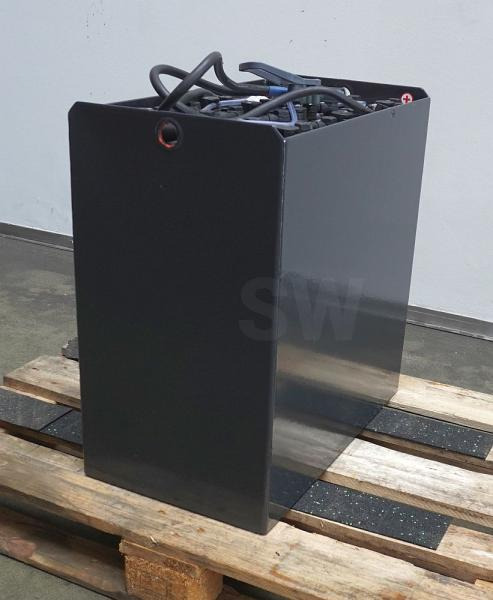 AIM 24 Volt 4 PzS 500 Ah - Acumulador: foto 2 AIM 24 Volt 4 PzS 500 Ah - Acumulador: foto 2