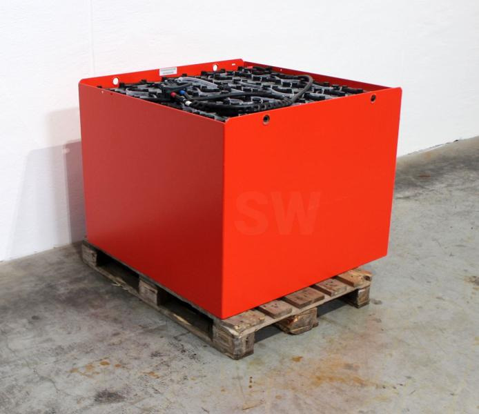 GRUMA 80 Volt 6 PzS 870 Ah - Acumulador: foto 2 GRUMA 80 Volt 6 PzS 870 Ah - Acumulador: foto 2