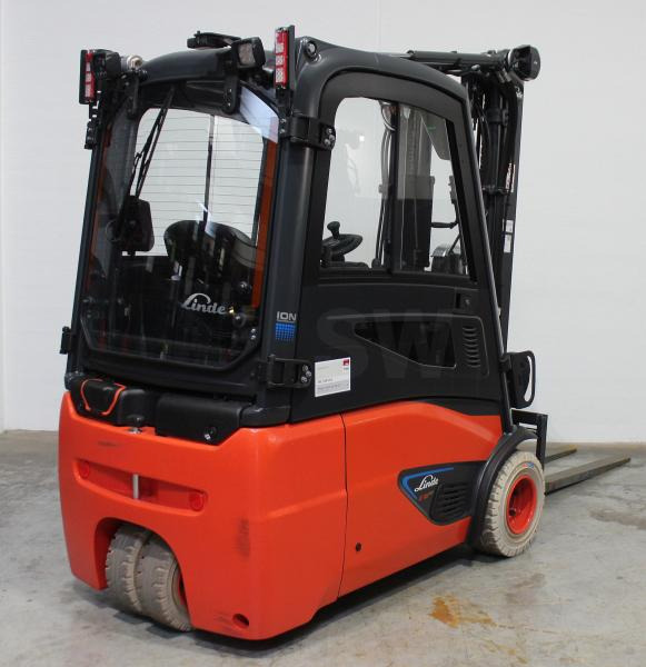 Linde E 18 ION 386-02 - Carretilla elevadora eléctrica: foto 3 Linde E 18 ION 386-02 - Carretilla elevadora eléctrica: foto 3