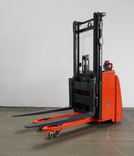 Linde L 14 i 1173 - Apilador: foto 2 Linde L 14 i 1173 - Apilador: foto 2