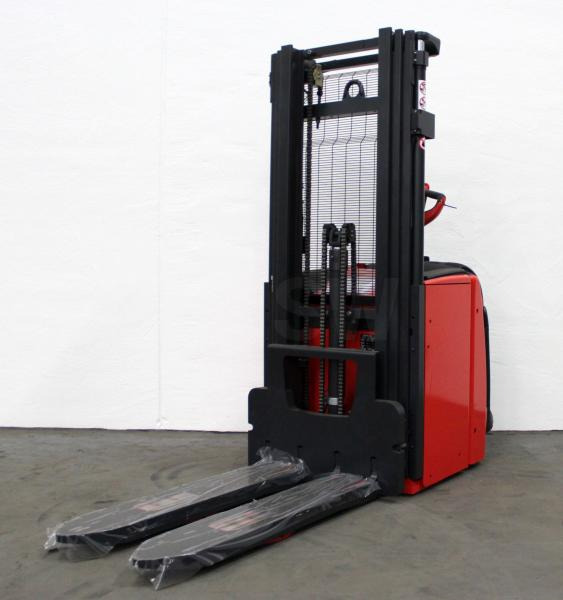 Linde L 20 AP i 1173 - Apilador: foto 2 Linde L 20 AP i 1173 - Apilador: foto 2
