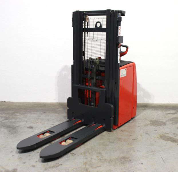Linde L 20 i 1173-01 - Apilador: foto 2 Linde L 20 i 1173-01 - Apilador: foto 2