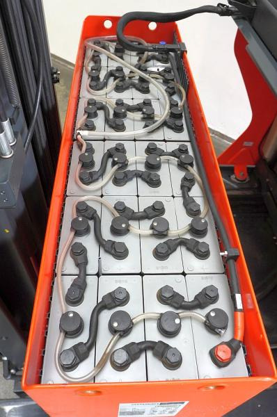 Linde R 16 1120 - Retráctil: foto 5 Linde R 16 1120 - Retráctil: foto 5
