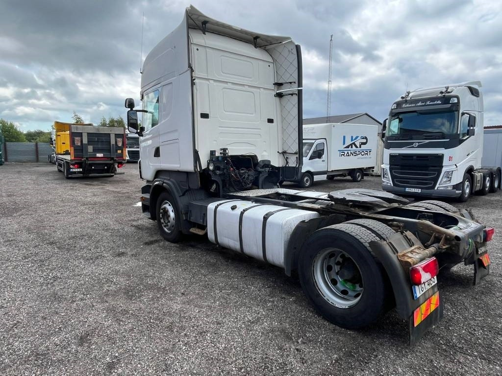 Scania R 400 SERIE NR 3647 - Cabeza tractora: foto 5 Scania R 400 SERIE NR 3647 - Cabeza tractora: foto 5