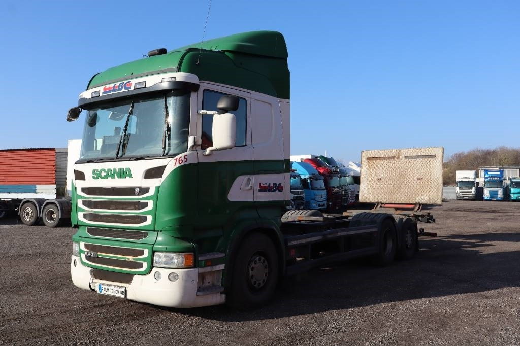 Scania R400LB6X2*4MNB serie 3809 - Camión portacontenedore/ Intercambiable: foto 1 Scania R400LB6X2*4MNB serie 3809 - Camión portacontenedore/ Intercambiable: foto 1