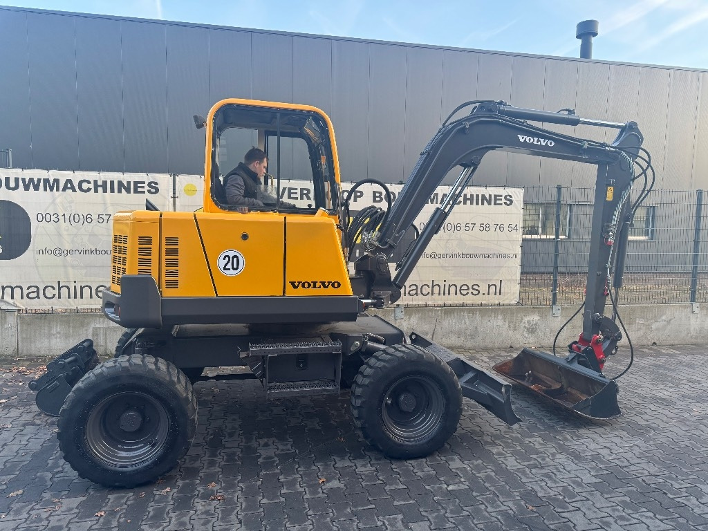 Volvo Peljop EW 50 (256) - Excavadora de ruedas: foto 1 Volvo Peljop EW 50 (256) - Excavadora de ruedas: foto 1