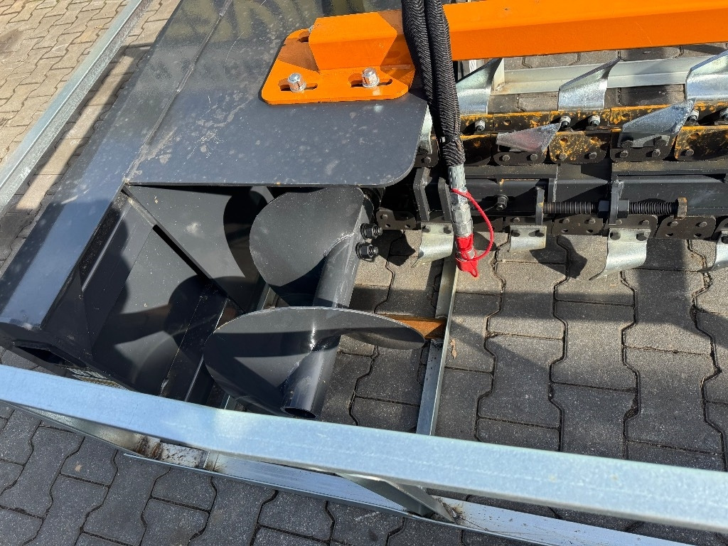 Wolverine TRC 12 -48 H - Zanjadora: foto 2 Wolverine TRC 12 -48 H - Zanjadora: foto 2