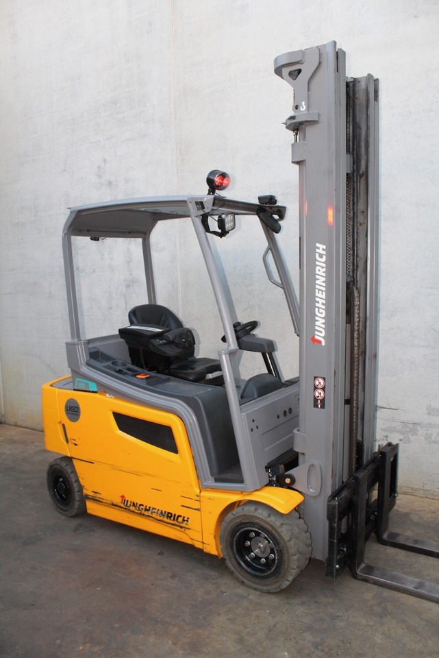 Jungheinrich EFG 318 600 DZ LI-ION - Carretilla elevadora eléctrica: foto 1 Jungheinrich EFG 318 600 DZ LI-ION - Carretilla elevadora eléctrica: foto 1