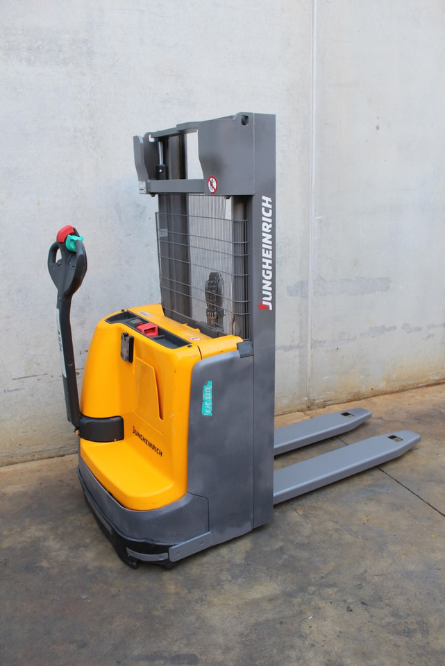 Jungheinrich EJC 110 250 ZZ - Apilador: foto 3 Jungheinrich EJC 110 250 ZZ - Apilador: foto 3