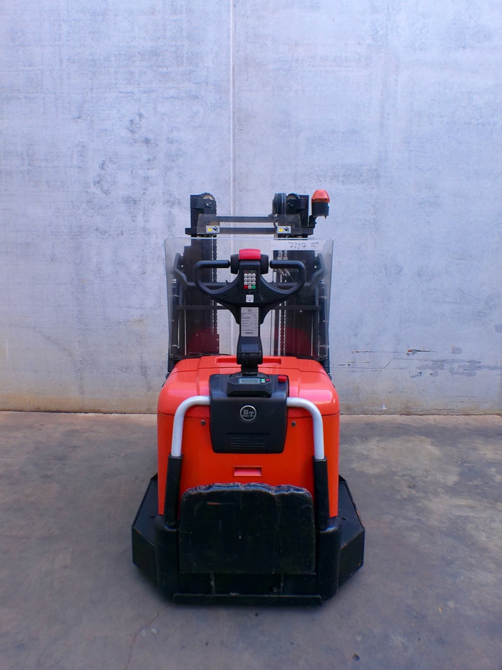 Toyota SPE 120 XR - Apilador: foto 5 Toyota SPE 120 XR - Apilador: foto 5