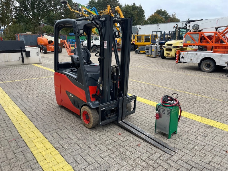Linde E 16 H-02 - Carretilla elevadora eléctrica: foto 4 Linde E 16 H-02 - Carretilla elevadora eléctrica: foto 4