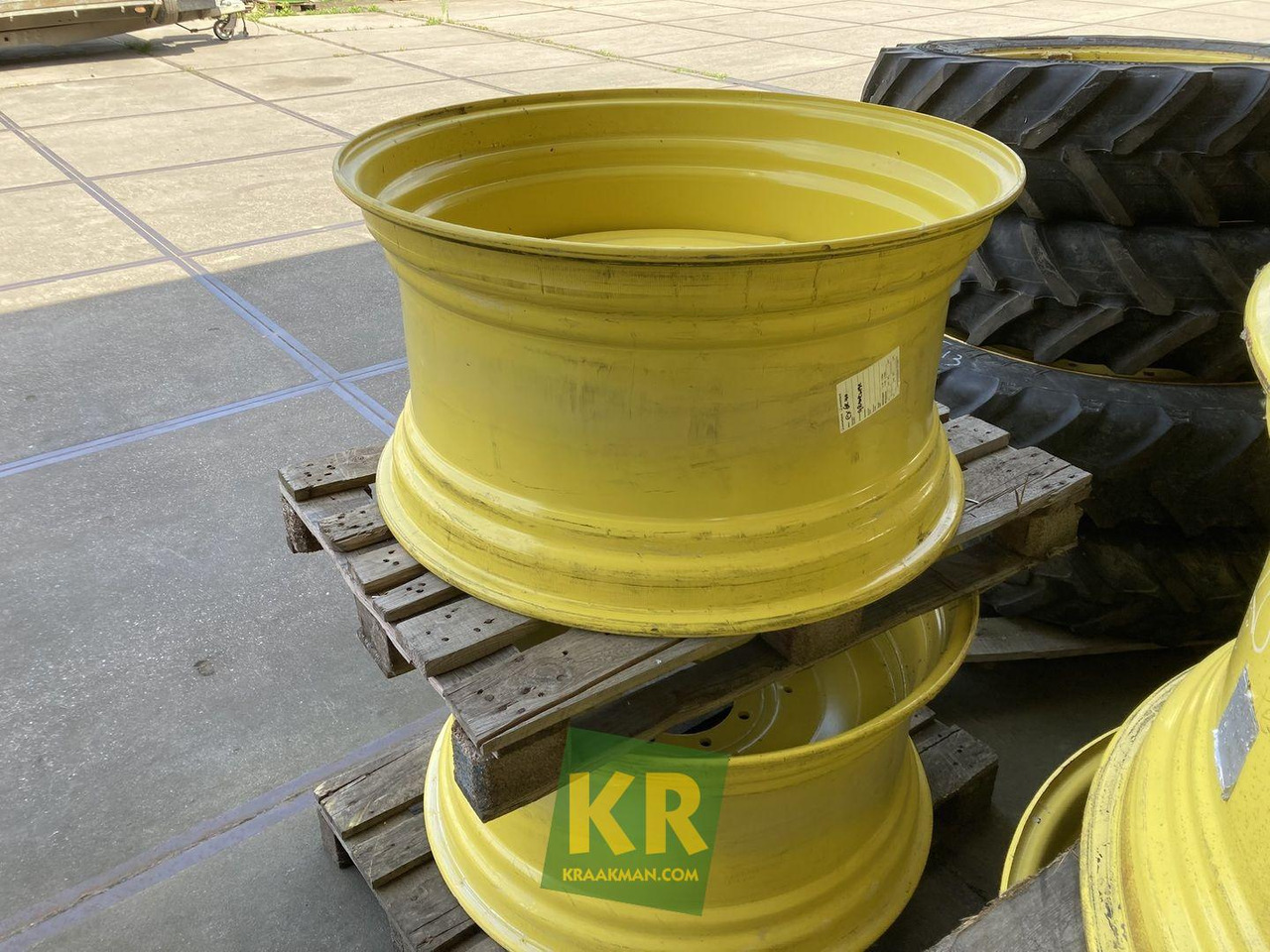 16 X 24 velg John Deere - Llanta para Maquinaria agrícola: foto 3 16 X 24 velg John Deere - Llanta para Maquinaria agrícola: foto 3