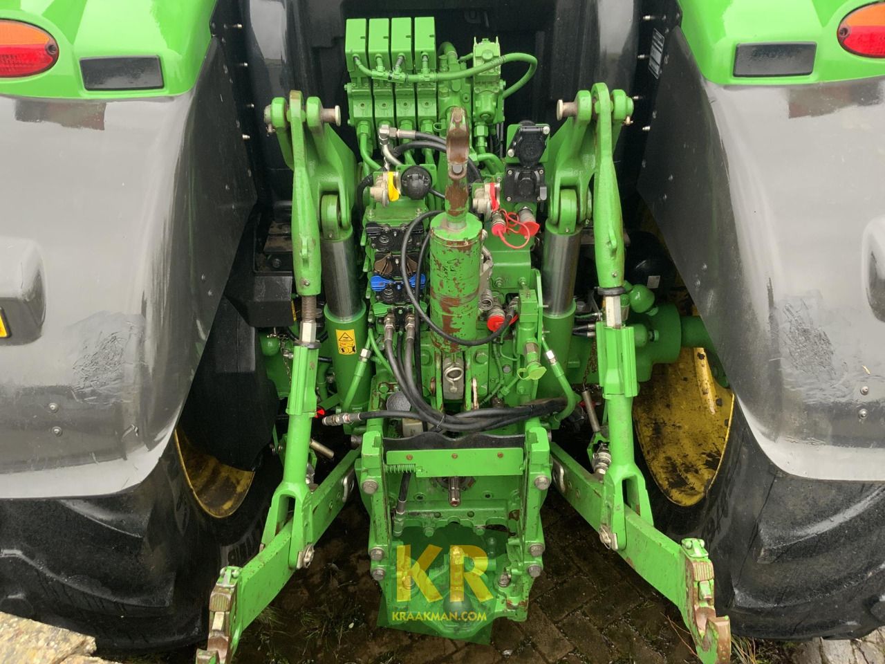 John Deere 6215R - Tractor: foto 4 John Deere 6215R - Tractor: foto 4