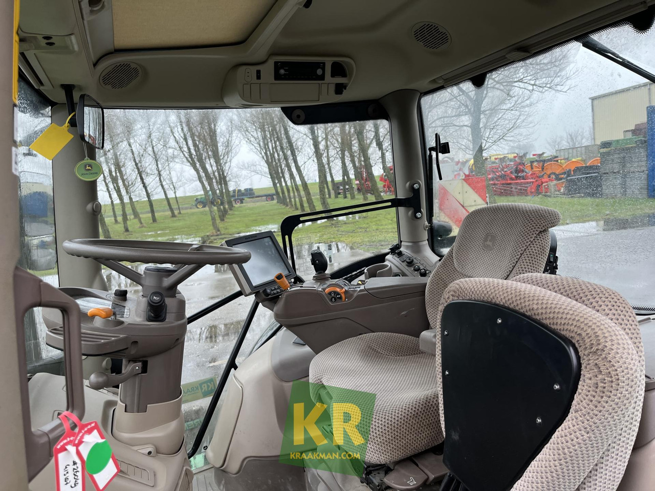 Leasing de John Deere 6215R  John Deere 6215R: foto 10