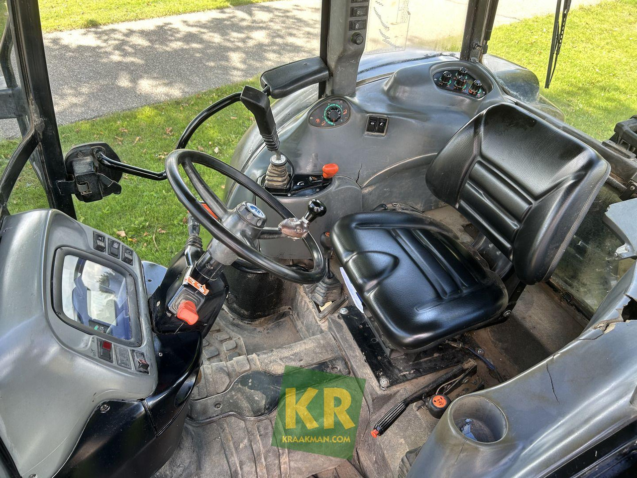 TN75S New Holland - Tractor: foto 5 TN75S New Holland - Tractor: foto 5