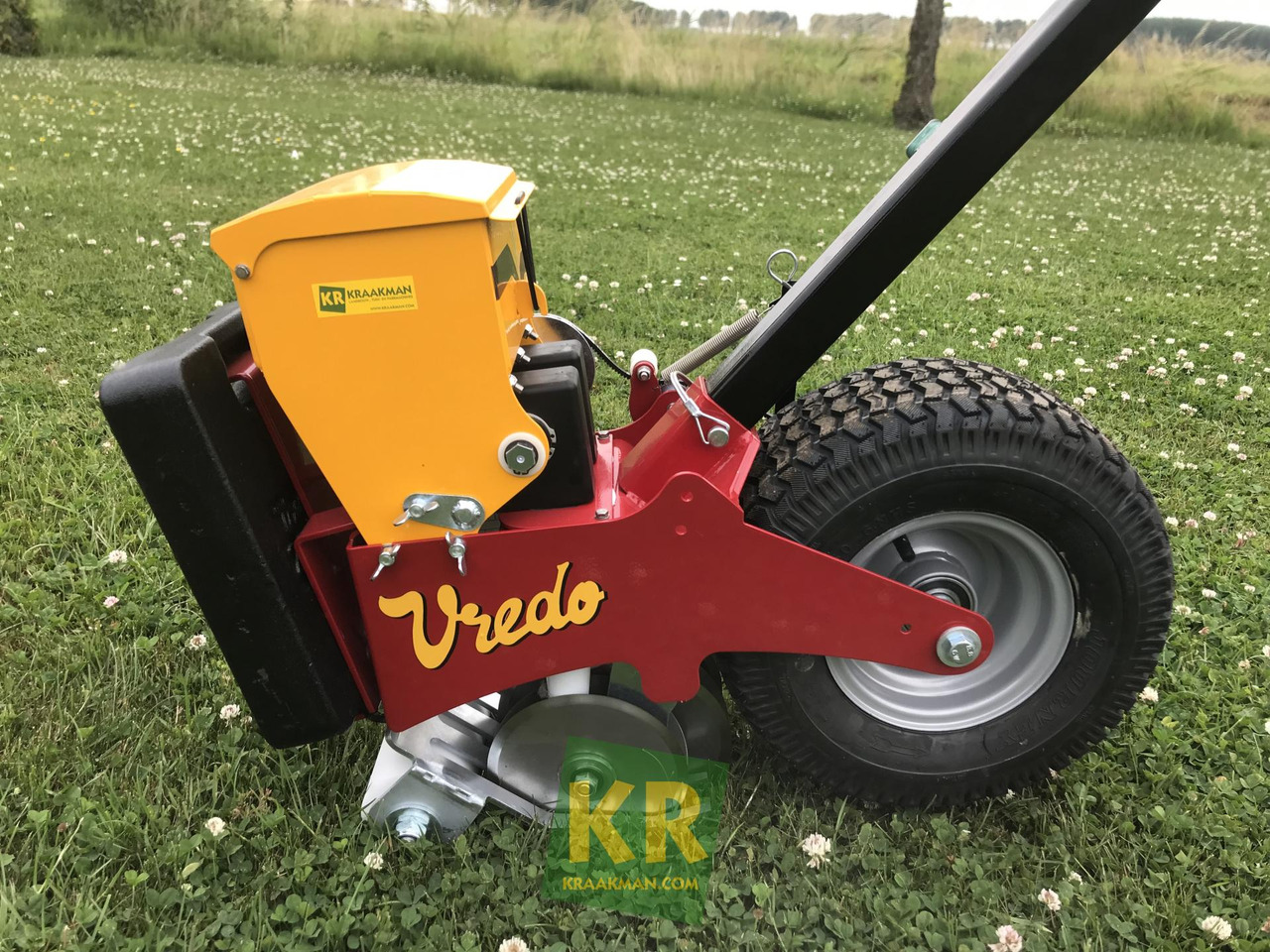 Vredo Turf Buddy - Equipo para trabajo del suelo: foto 2 Vredo Turf Buddy - Equipo para trabajo del suelo: foto 2