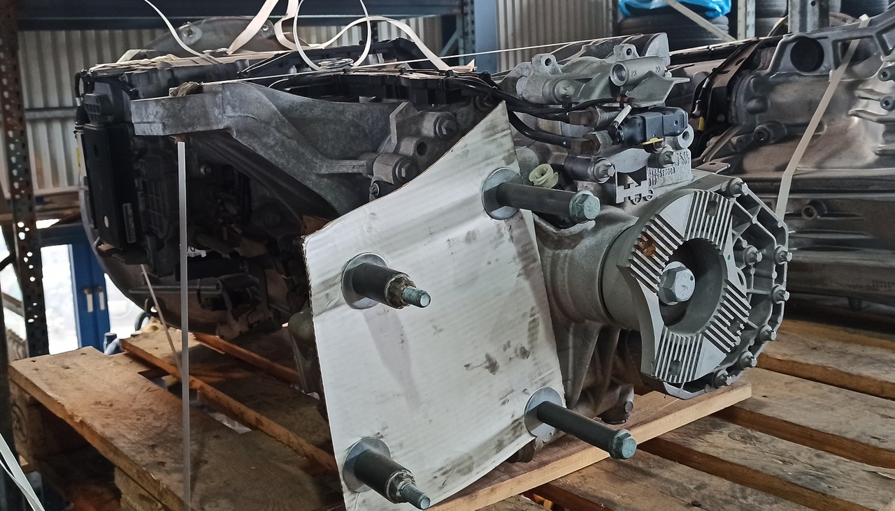 MERCEDES-BENZ G211-12 ACTROS MP4 - Caja de cambios y piezas para Camión: foto 4 MERCEDES-BENZ G211-12 ACTROS MP4 - Caja de cambios y piezas para Camión: foto 4