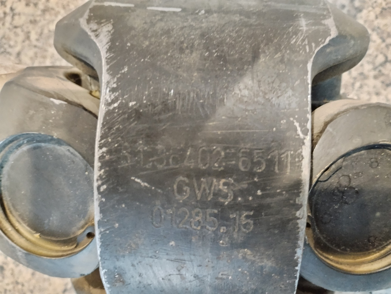 MAN PÓŁOŚ NAPĘDOWA DRIVE SHAFT MAN F90 F2000 TGA 4X4 6X6 8X6 8X8 81364026511 81364029511 - Piezas de recambio: foto 2 MAN PÓŁOŚ NAPĘDOWA DRIVE SHAFT MAN F90 F2000 TGA 4X4 6X6 8X6 8X8 81364026511 81364029511 - Piezas de recambio: foto 2