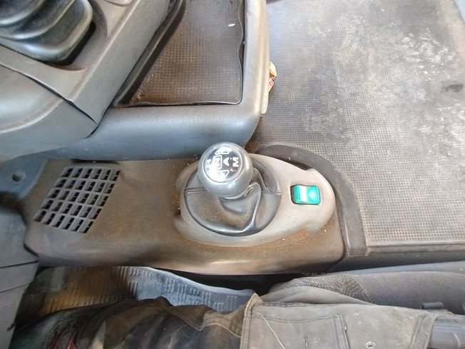 SCANIA R 114 380 6x2 - Camión chasis: foto 5 SCANIA R 114 380 6x2 - Camión chasis: foto 5