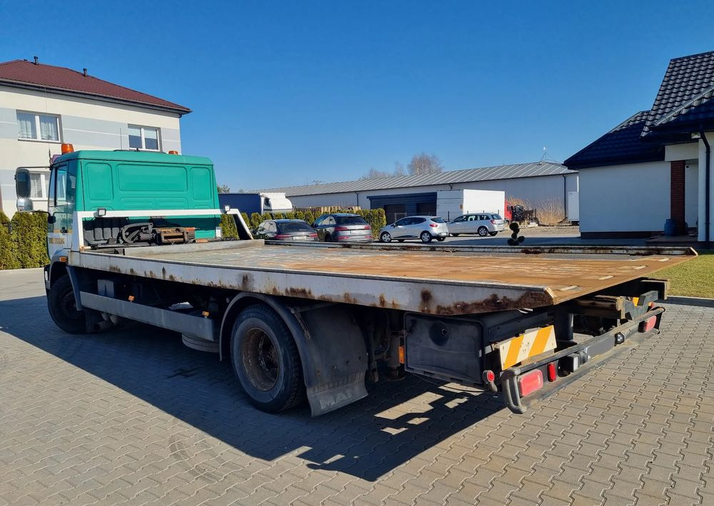 MAN LE 15 220 - Grua de remolque autos: foto 5 MAN LE 15 220 - Grua de remolque autos: foto 5