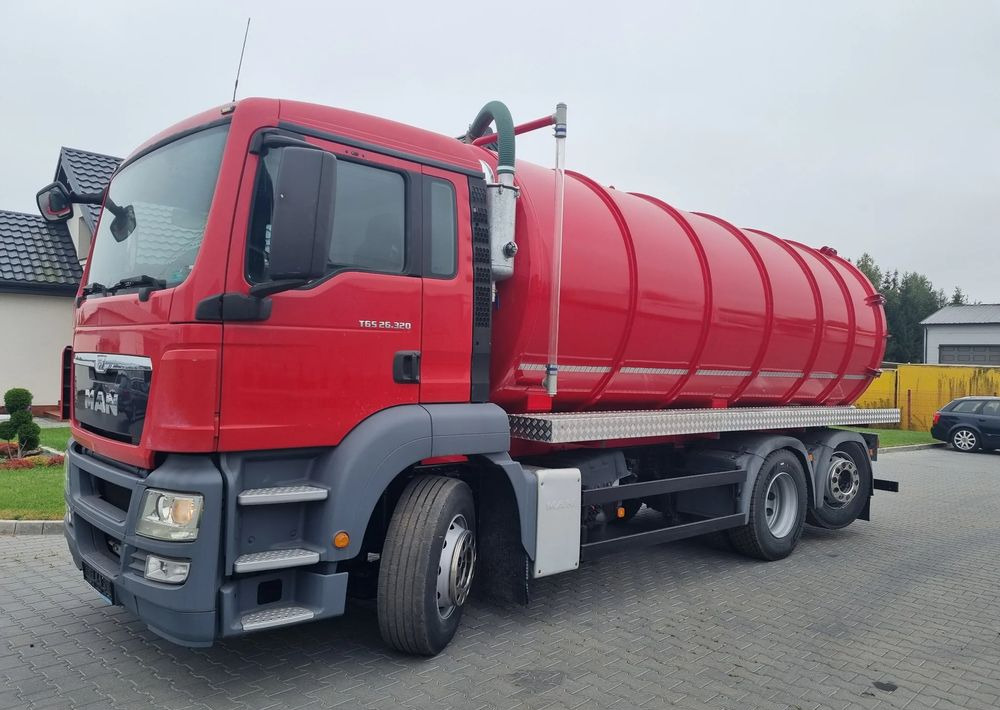 MAN TGS 26 320 - Camión de basura: foto 1 MAN TGS 26 320 - Camión de basura: foto 1