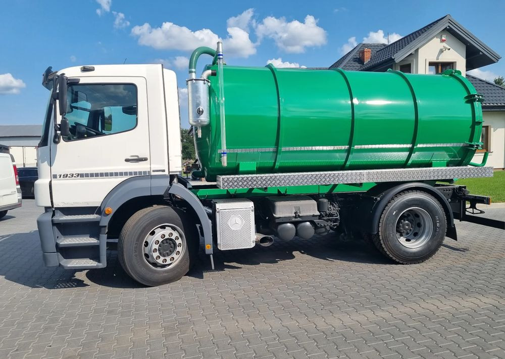 Mercedes-Benz Axor 1829 1833 - Camión de basura: foto 3 Mercedes-Benz Axor 1829 1833 - Camión de basura: foto 3