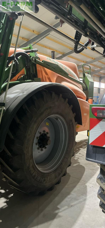 Amazone UX 4200 Super - Pulverizador arrastrado: foto 2 Amazone UX 4200 Super - Pulverizador arrastrado: foto 2