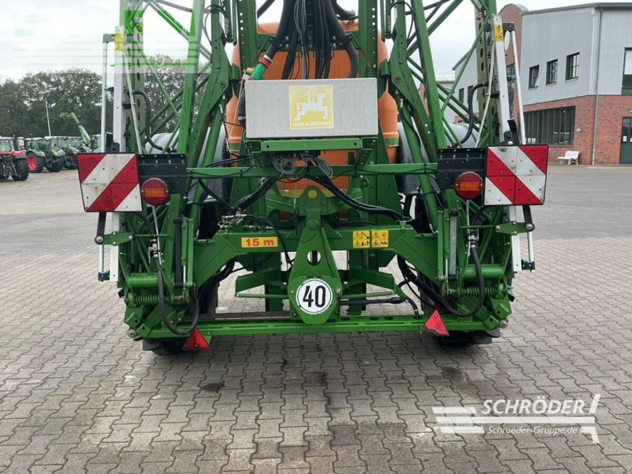 Amazone ug 3000 nova mit druckluftbremse - Pulverizador arrastrado: foto 4 Amazone ug 3000 nova mit druckluftbremse - Pulverizador arrastrado: foto 4