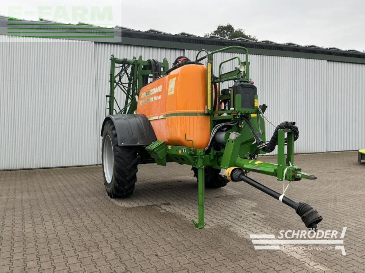 Amazone ug 3000 nova mit druckluftbremse - Pulverizador arrastrado: foto 1 Amazone ug 3000 nova mit druckluftbremse - Pulverizador arrastrado: foto 1