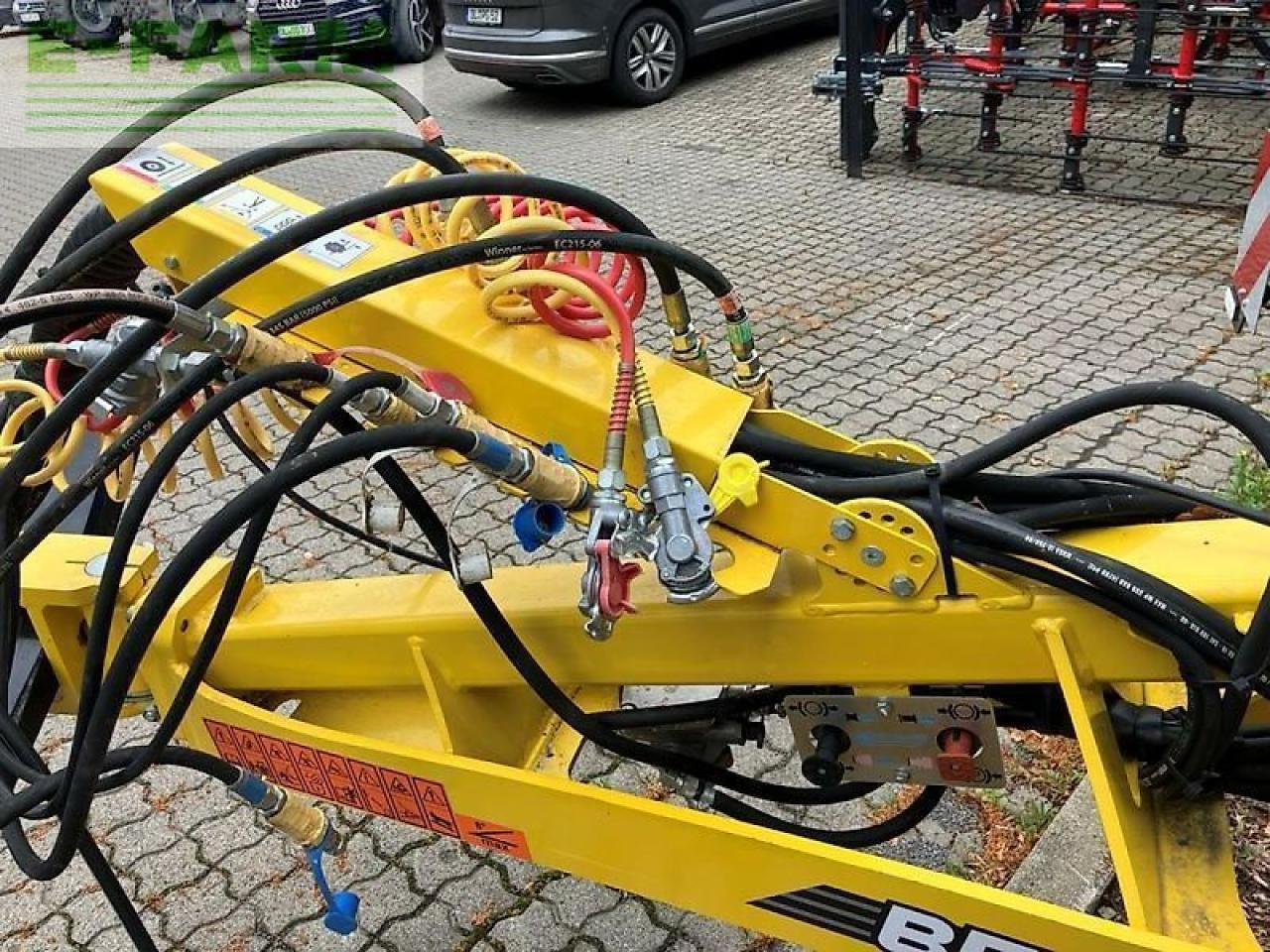 Bednar swifterdisc - Rastras: foto 5 Bednar swifterdisc - Rastras: foto 5