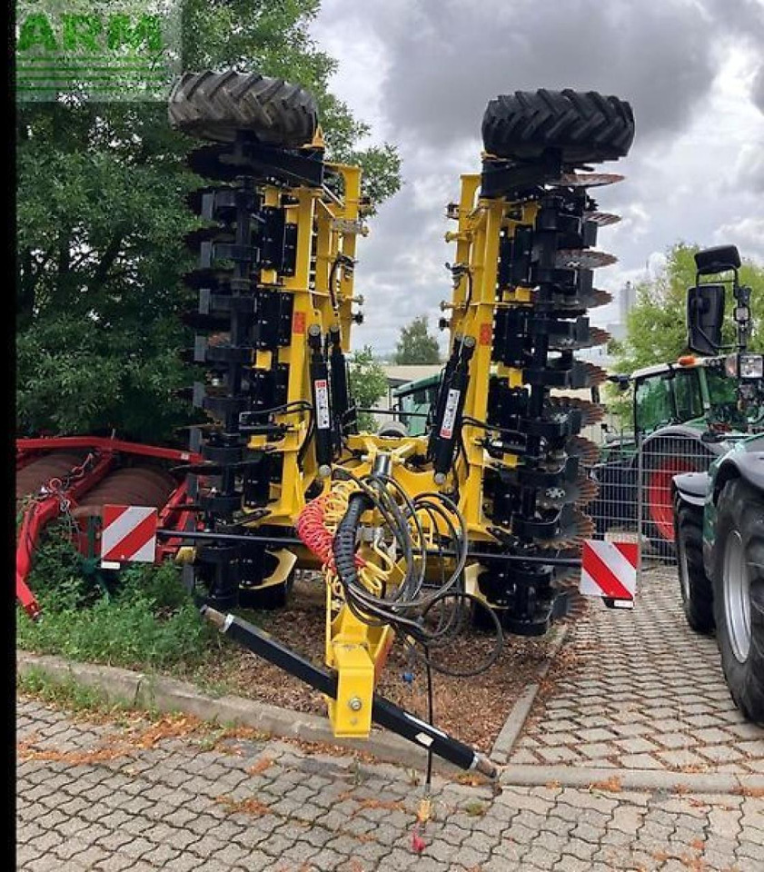 Bednar swifterdisc - Rastras: foto 2 Bednar swifterdisc - Rastras: foto 2