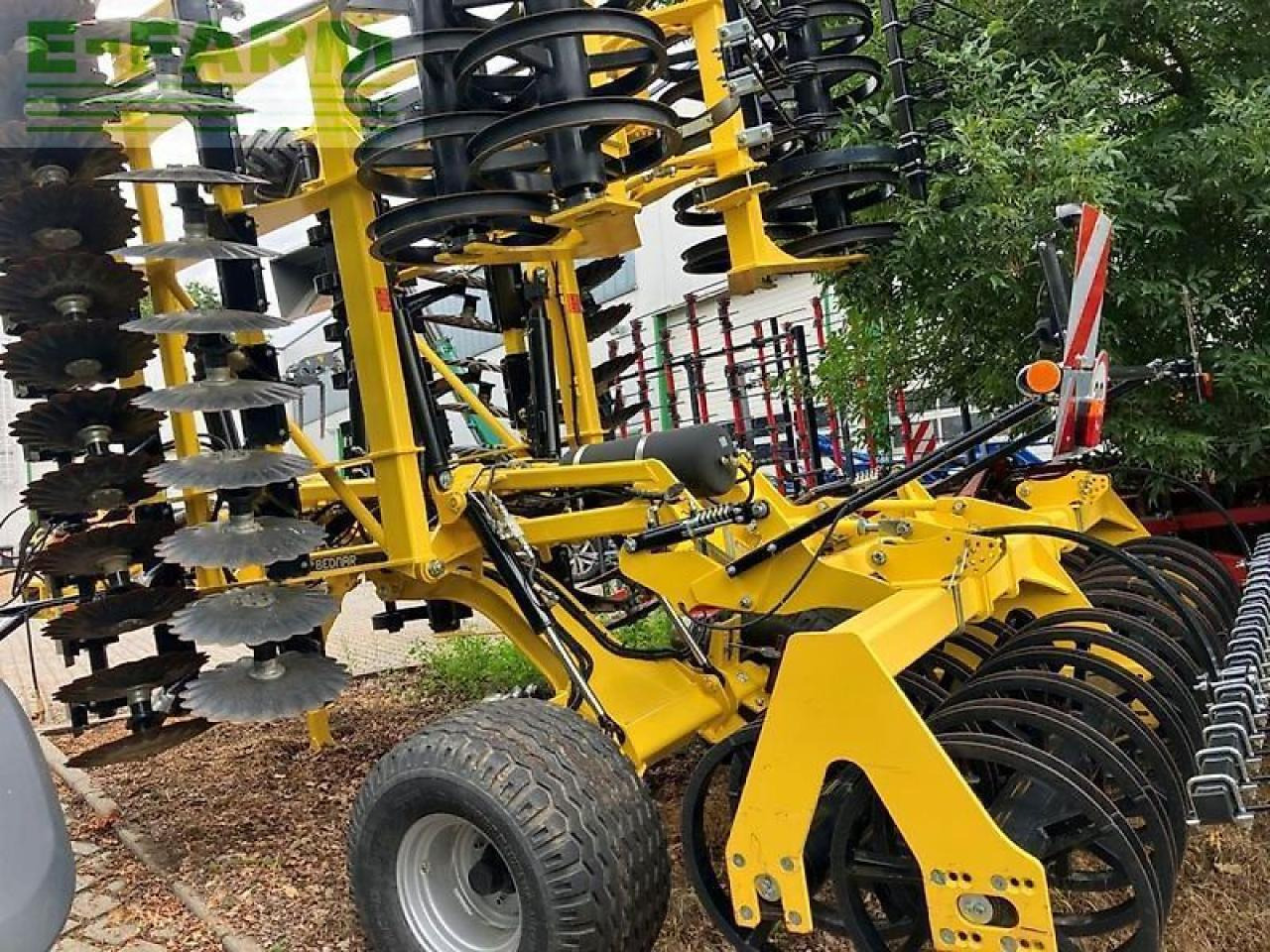 Bednar swifterdisc - Rastras: foto 4 Bednar swifterdisc - Rastras: foto 4