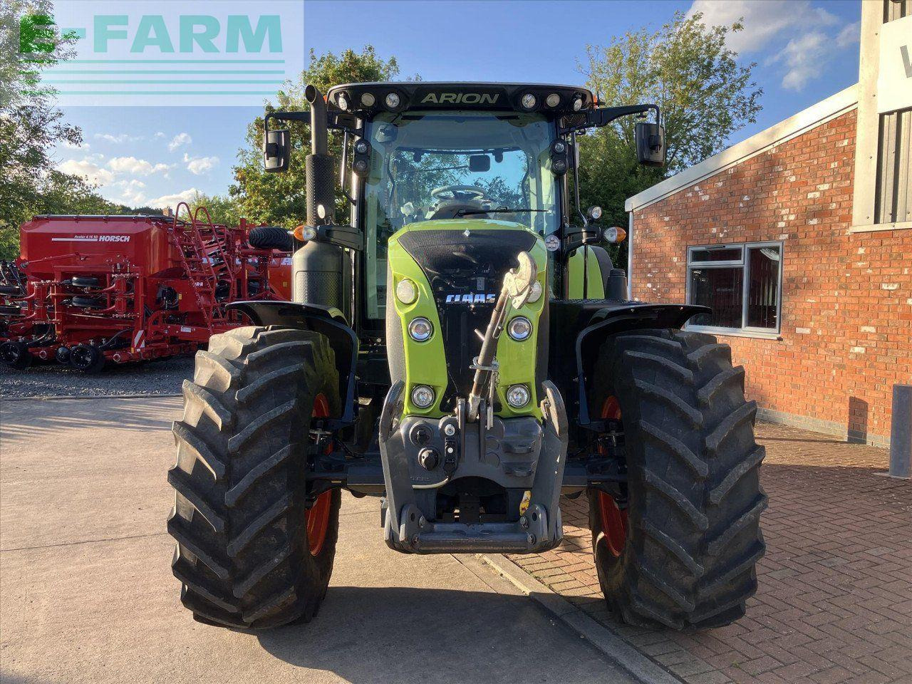 CLAAS ARION 650 CIS + - Tractor: foto 2 CLAAS ARION 650 CIS + - Tractor: foto 2
