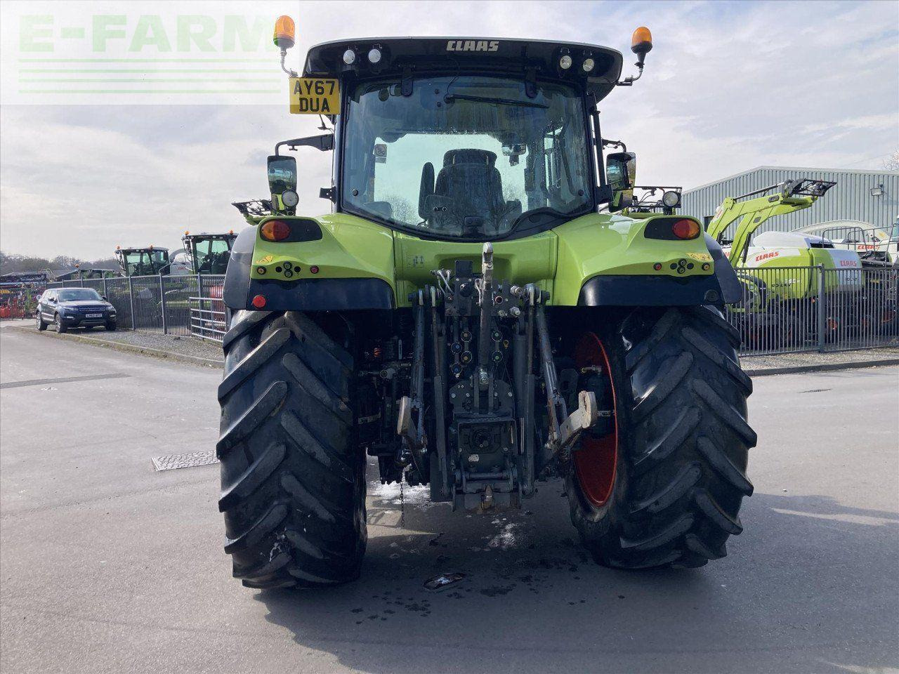 CLAAS ARION 650 T4I CIS 50K CIS - Tractor: foto 4 CLAAS ARION 650 T4I CIS 50K CIS - Tractor: foto 4