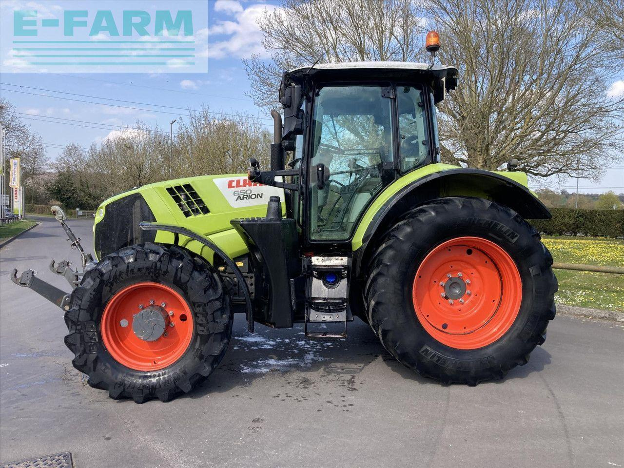 CLAAS ARION 650 T4I CIS 50K CIS - Tractor: foto 2 CLAAS ARION 650 T4I CIS 50K CIS - Tractor: foto 2