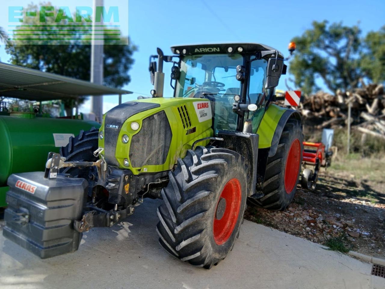 CLAAS ARION 660 St4 CMATIC - Tractor: foto 1 CLAAS ARION 660 St4 CMATIC - Tractor: foto 1