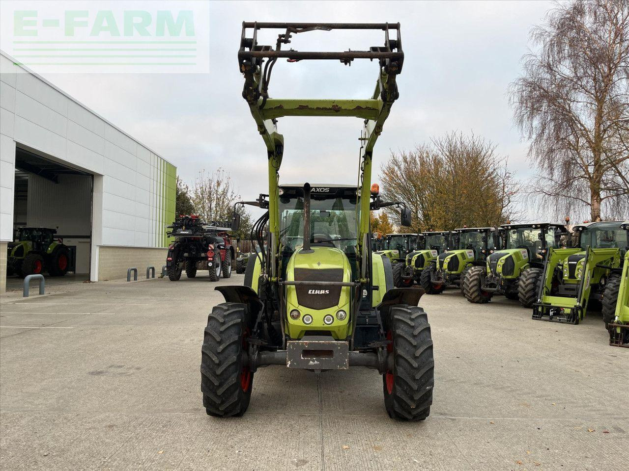 CLAAS AXOS 330 - Tractor: foto 2 CLAAS AXOS 330 - Tractor: foto 2