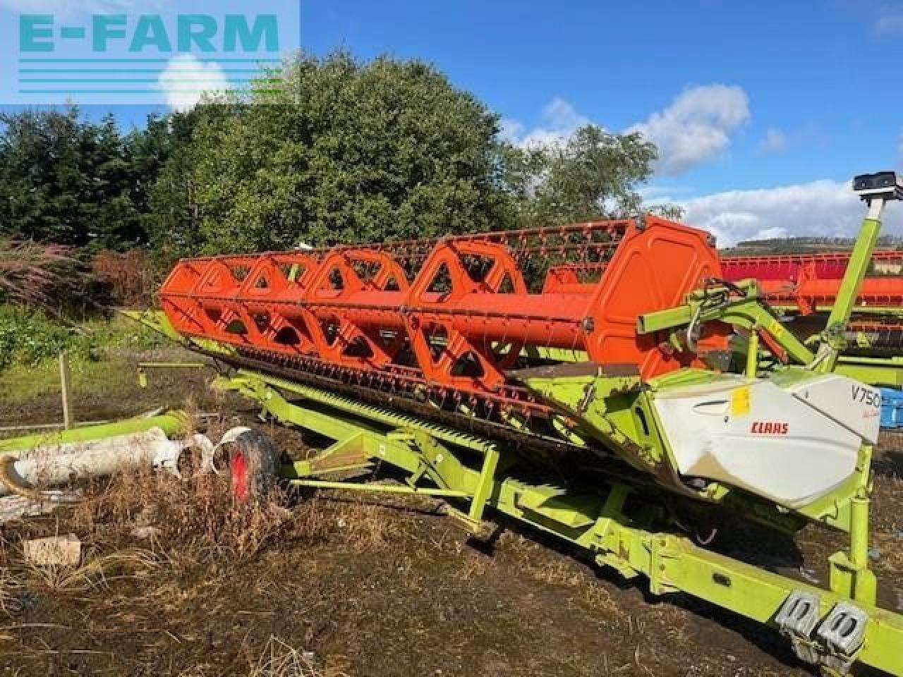 CLAAS LEXION 570 TT - Cosechadora de granos: foto 2 CLAAS LEXION 570 TT - Cosechadora de granos: foto 2