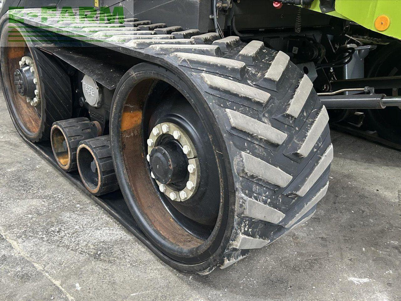 CLAAS LEXION 750 TT - Cosechadora de granos: foto 5 CLAAS LEXION 750 TT - Cosechadora de granos: foto 5