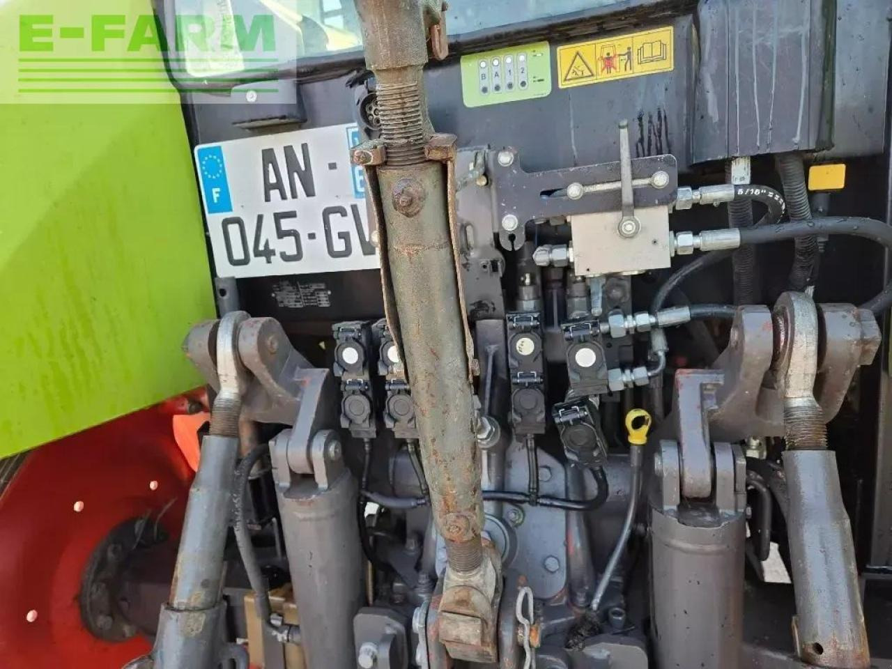 CLAAS arion 420 - Tractor: foto 5 CLAAS arion 420 - Tractor: foto 5