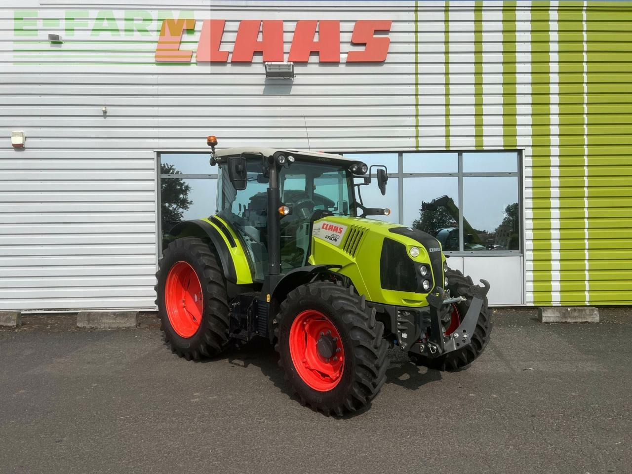 CLAAS arion 420 m - Tractor: foto 1 CLAAS arion 420 m - Tractor: foto 1